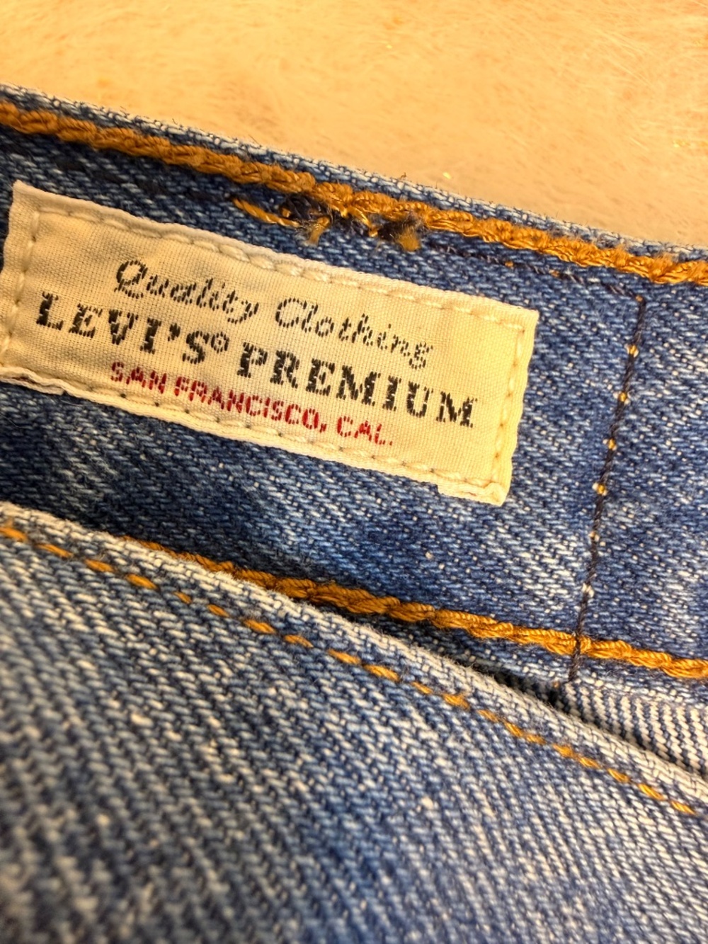 Levi’s Wedgie Fit Jeans Women’s 31 Distressed High Rise Button Fly Denim - Picture 7 of 12